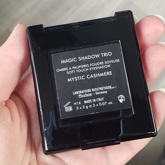 La Biosthetique  Magic Shadow Trio - Mystic Cashmere - Picture 5 of 5